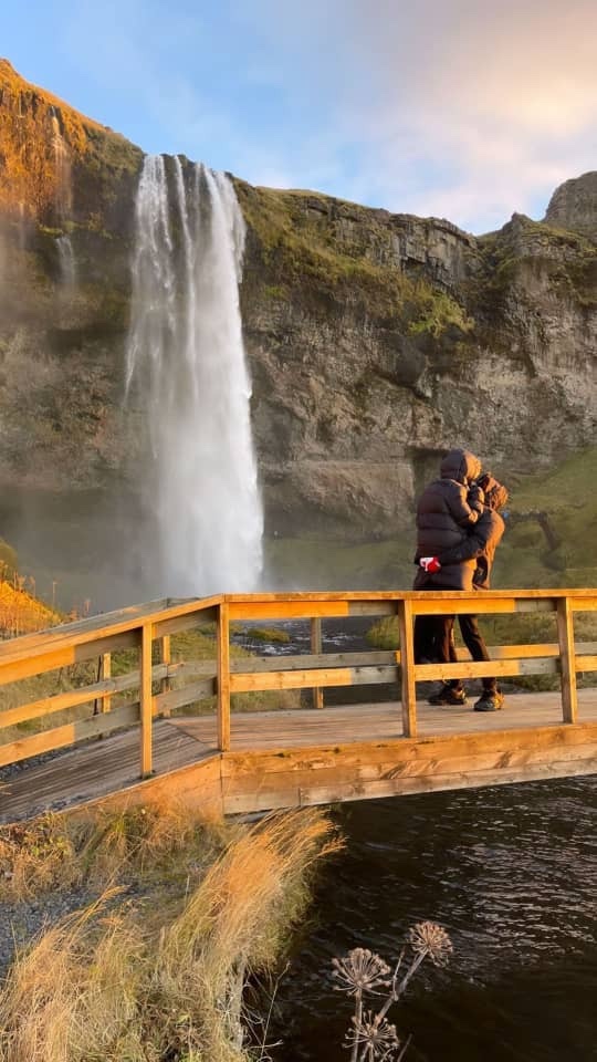 Singer Mr Eazi and his lover, Temi Otedola share lovely pictures of their vacation