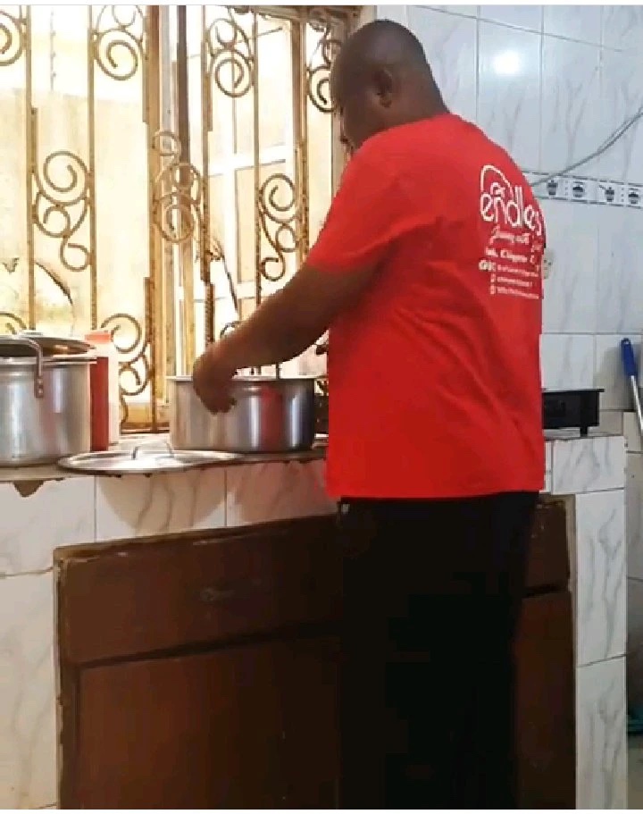 “HUBBY IS COOKING TODAY “- Chinyere Udoma Share Video Of Her Husband Cooking Skills In The Kitchen