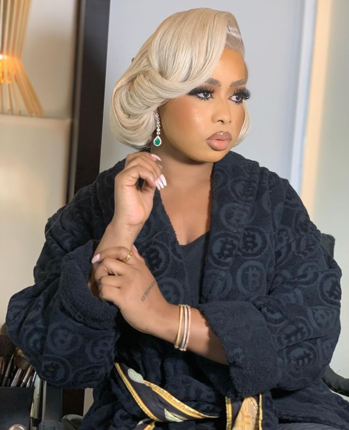 “One day I will tell my own story” – Alaafin of Oyo’s ex-wife, Queen Ola says as she reacts to post about men who glorify hardship