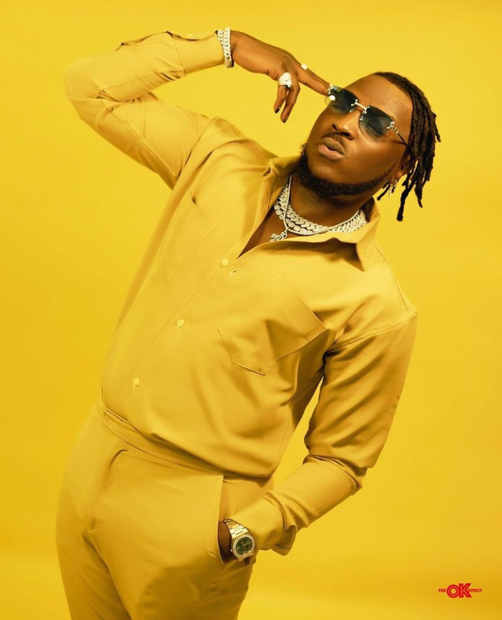 Singer, Peruzzi buys a Mercedes Benz as birthday gift (video)