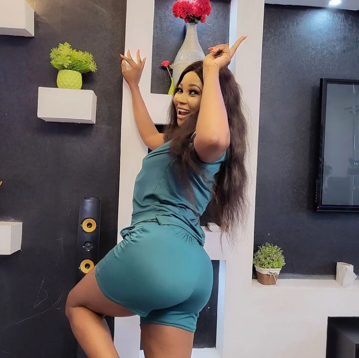 Nigerian React As Actress Jumoke Odetola Shares New Photos