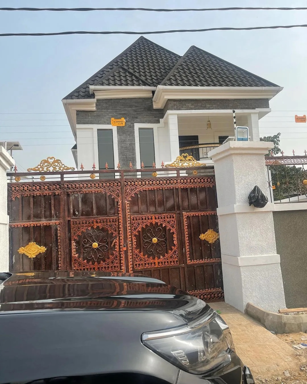 “I can’t keep calm” Actress Destiny Etiko show off her new mansion (video)