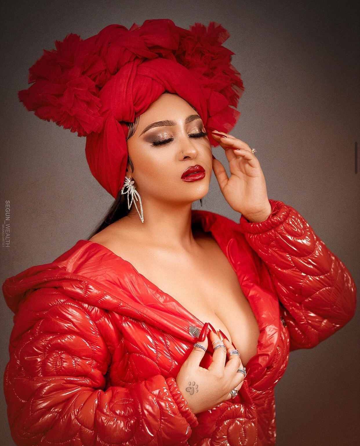 Actress Rosy Meurer melts hearts with photos as she celebrate her 30th birthday today