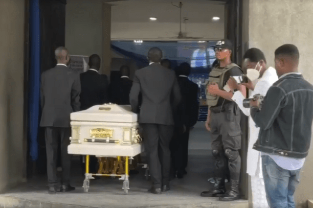 Photos from the funeral of Chinelo Megafu, medical doctor killed in Abuja-Kaduna train attack