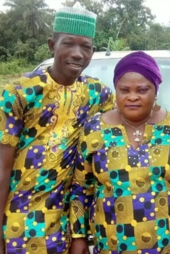 Meet Yoruba Comic Actor, Dejo Tunfulu,His late Wife, 2 Beautiful Daughters And Grandchildren (Photos)