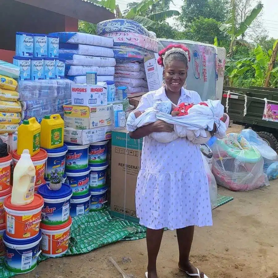 Nigerian Blind woman who gave birth to triplets receives donation worth millions