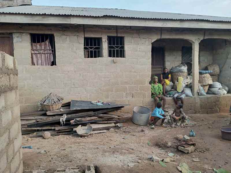 https://gossipinfo.com.ng/weve-already-prepared-for-his-burial-but-murphy-afolabi-family-reveal-why-they-rejected-his-burial-at-osogbo-family-house/