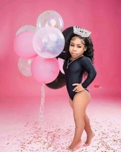 https://gossipinfo.com.ng/you-mean-23-months-old-reactions-as-a-small-size-lady-celebrate-as-she-clock-23-years-old-todayphotos/