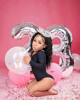 https://gossipinfo.com.ng/you-mean-23-months-old-reactions-as-a-small-size-lady-celebrate-as-she-clock-23-years-old-todayphotos/