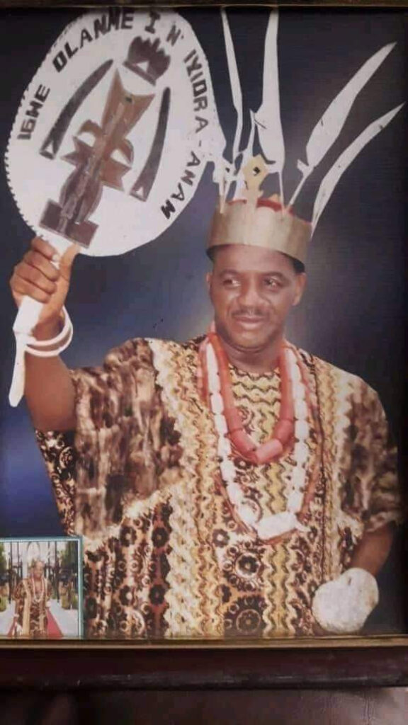 “May You Live Long Your Majesty” – Meet 10-year-old Akubuisi Okonkwo Crowned Youngest King In Nigeria (Watch)