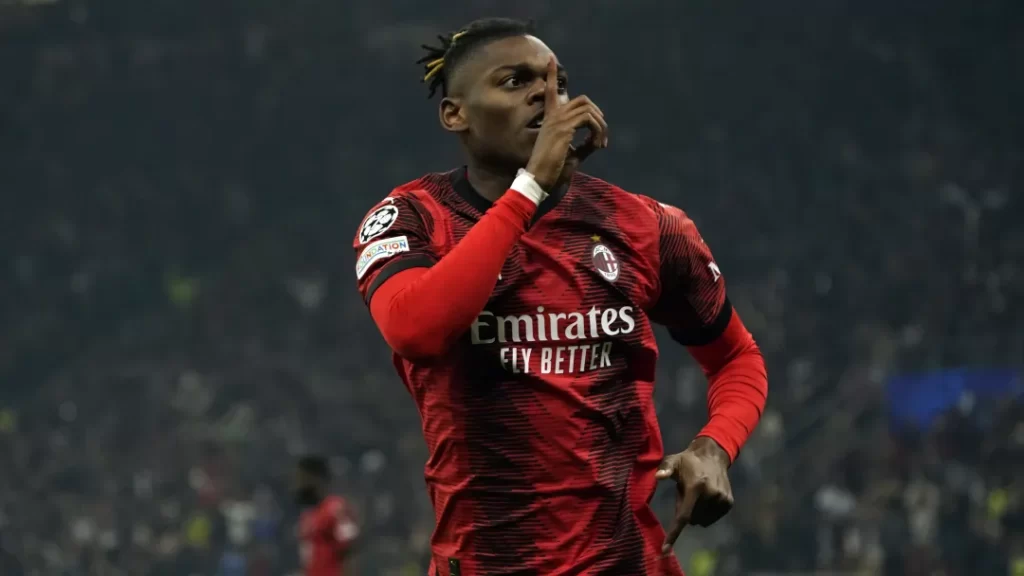 AC Milan 2-1 PSG: Leao & Loftus-Cheek inspire huge European win